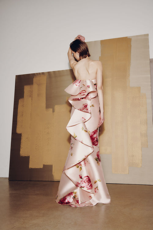 STRAPLESS GOWN