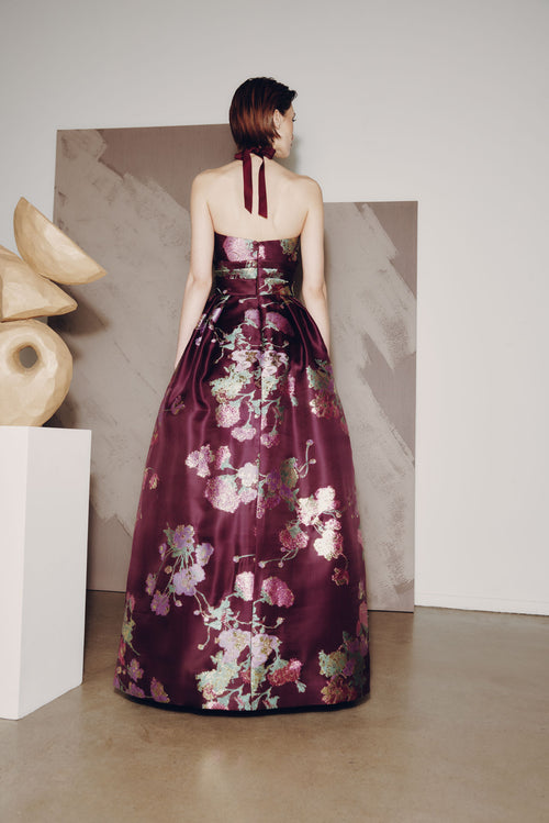 STRAPLESS GOWN
